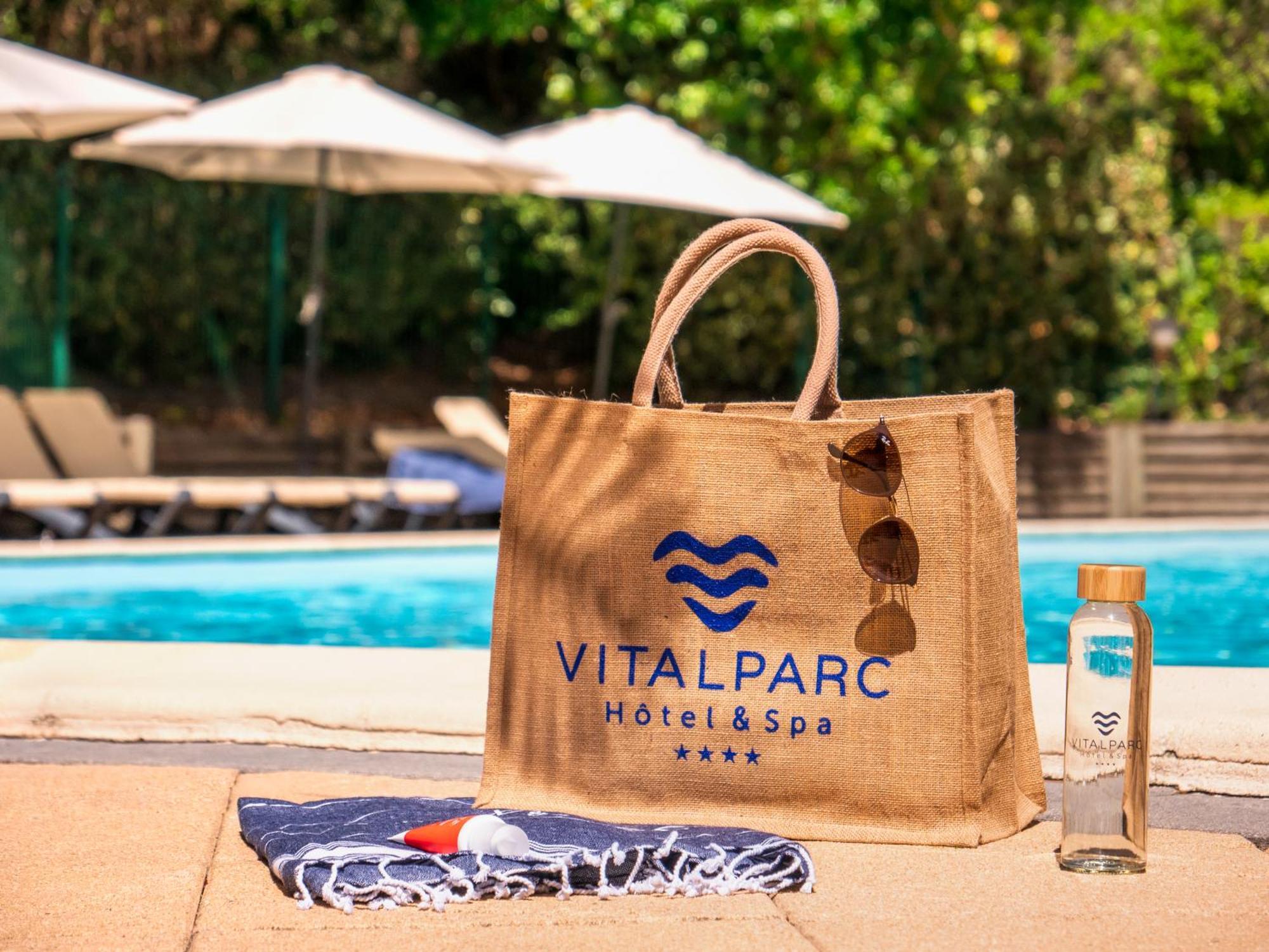 Hotel & Spa Vitalparc, The Originals Collection Лакано Экстерьер фото