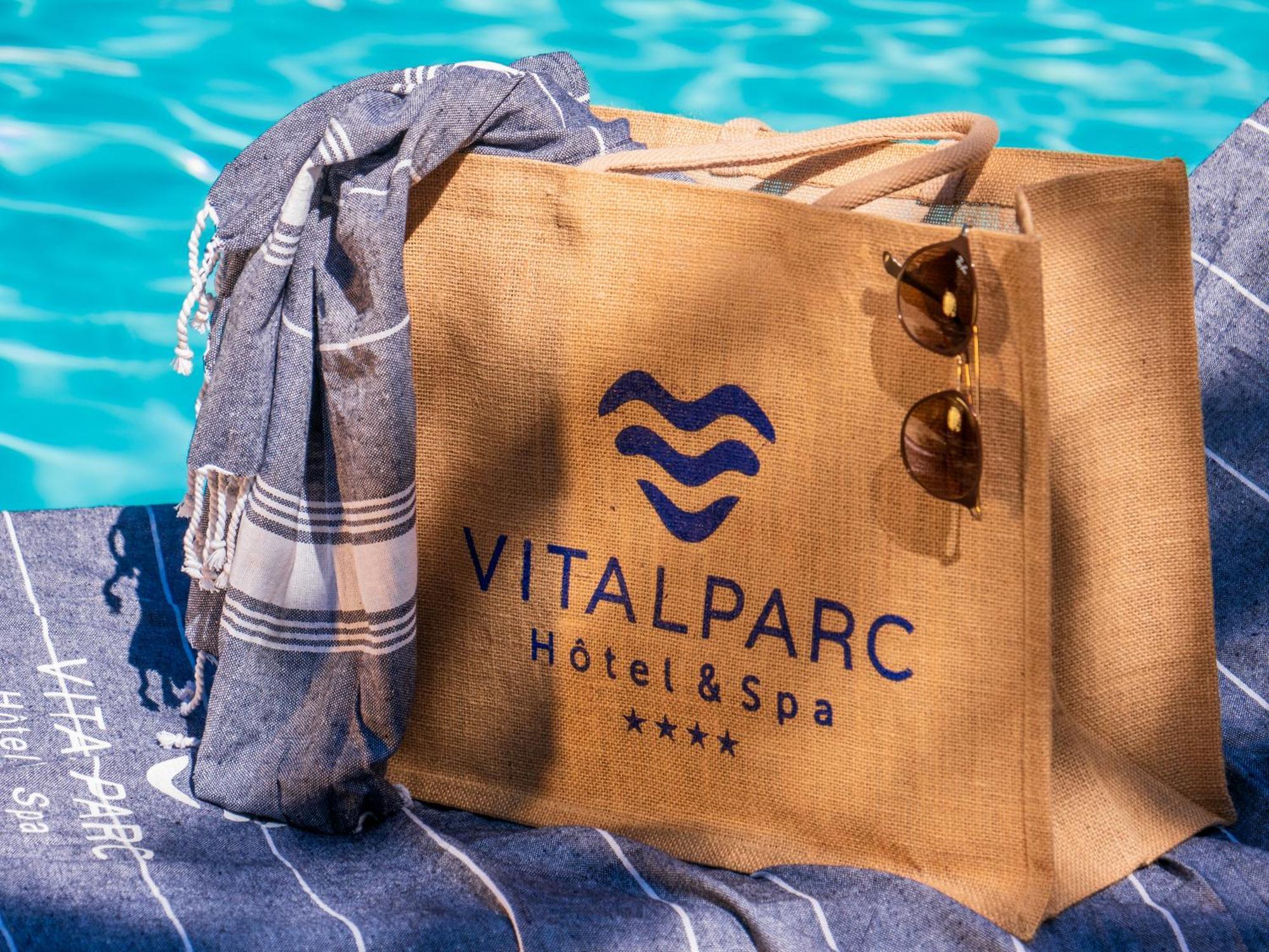 Hotel & Spa Vitalparc, The Originals Collection Лакано Экстерьер фото