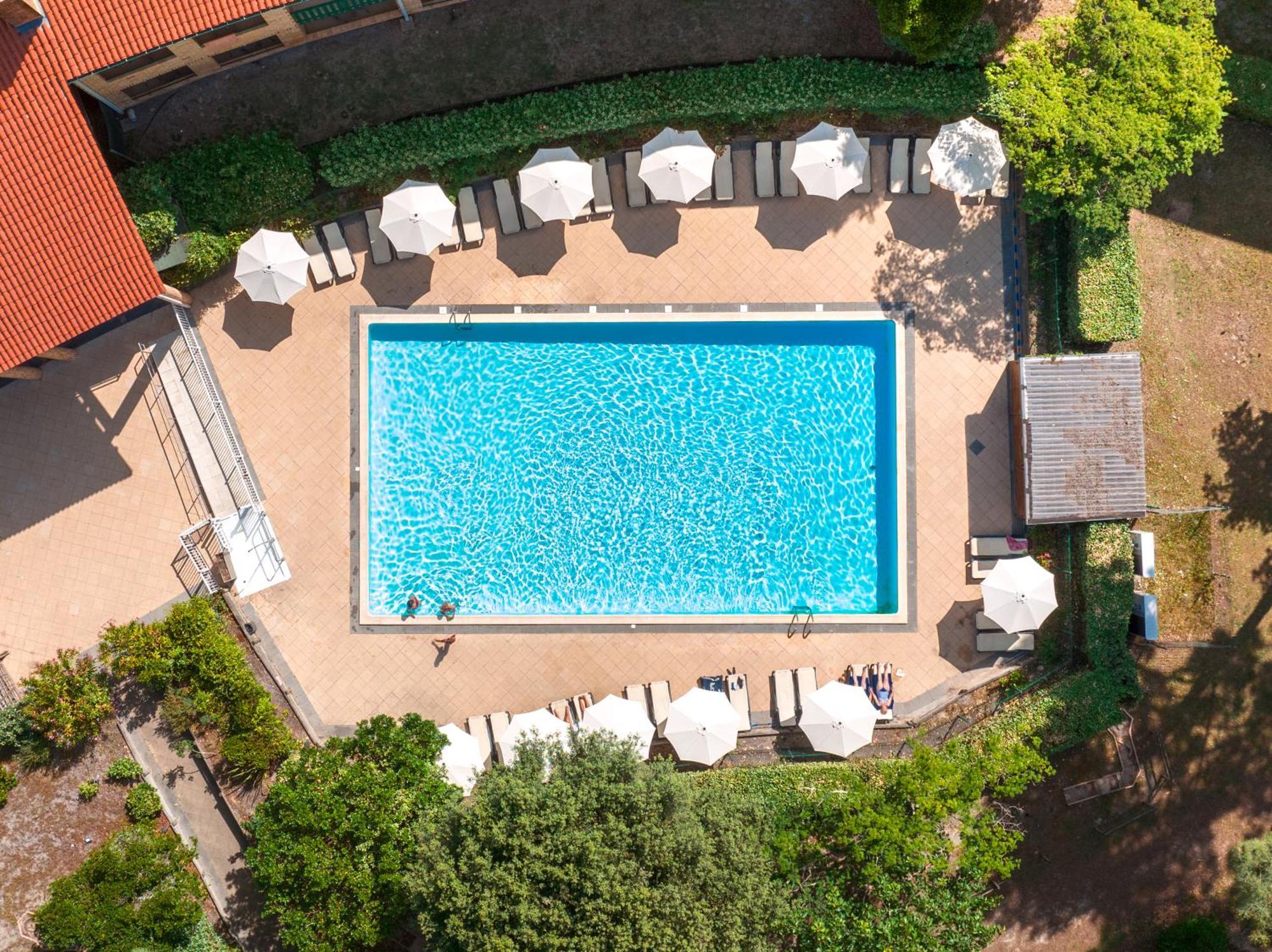 Hotel & Spa Vitalparc, The Originals Collection Лакано Экстерьер фото